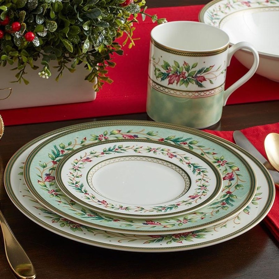 Dining Fitz and Floyd Salad Plates | Winter Holiday Garland Salad Plate